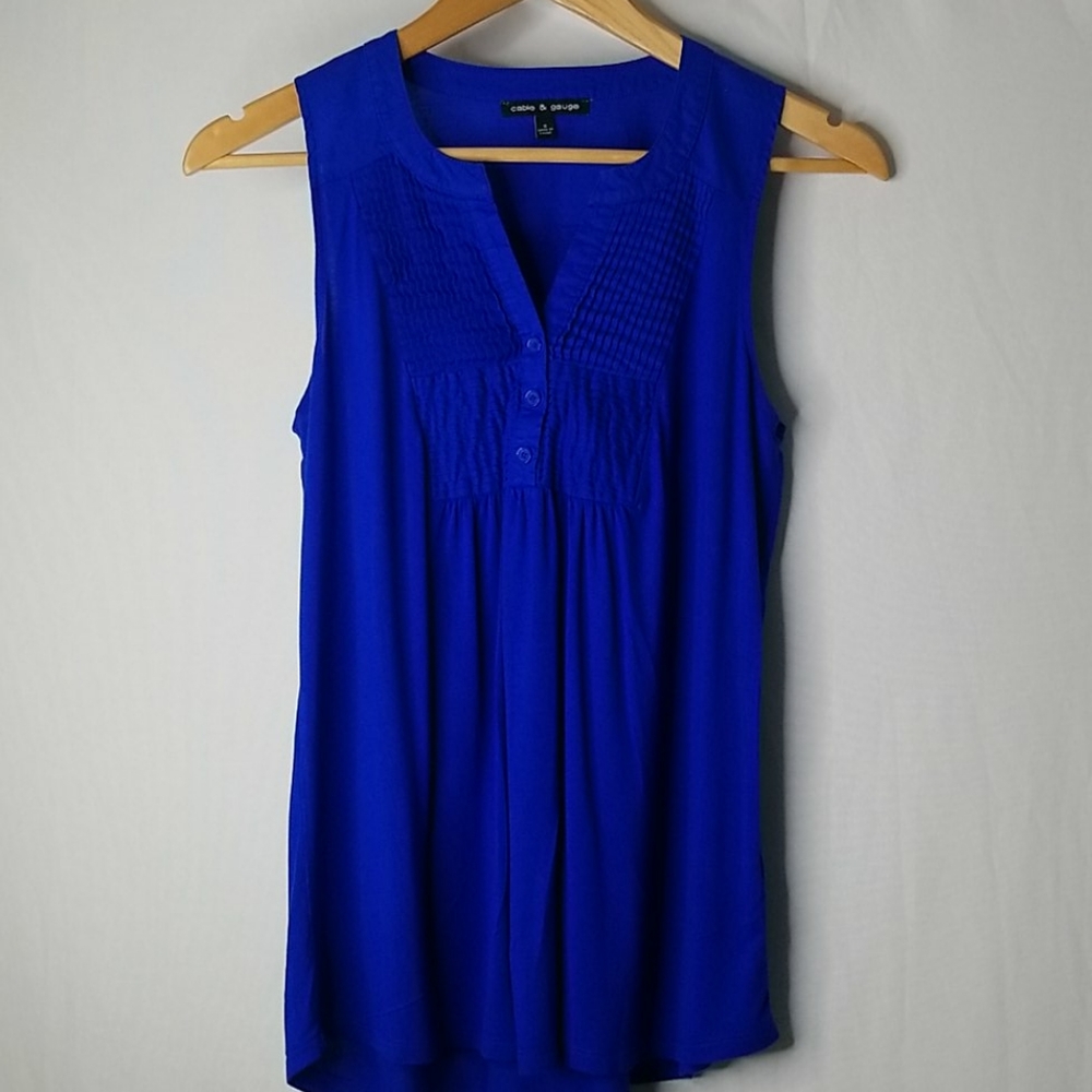 Cable & Gauge Royal Blue Sleeveless Blouse. S
